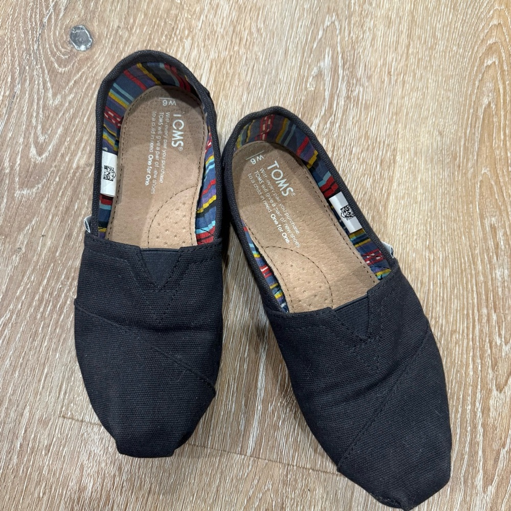 TOMS Classic Black Canvas Slip-Ons